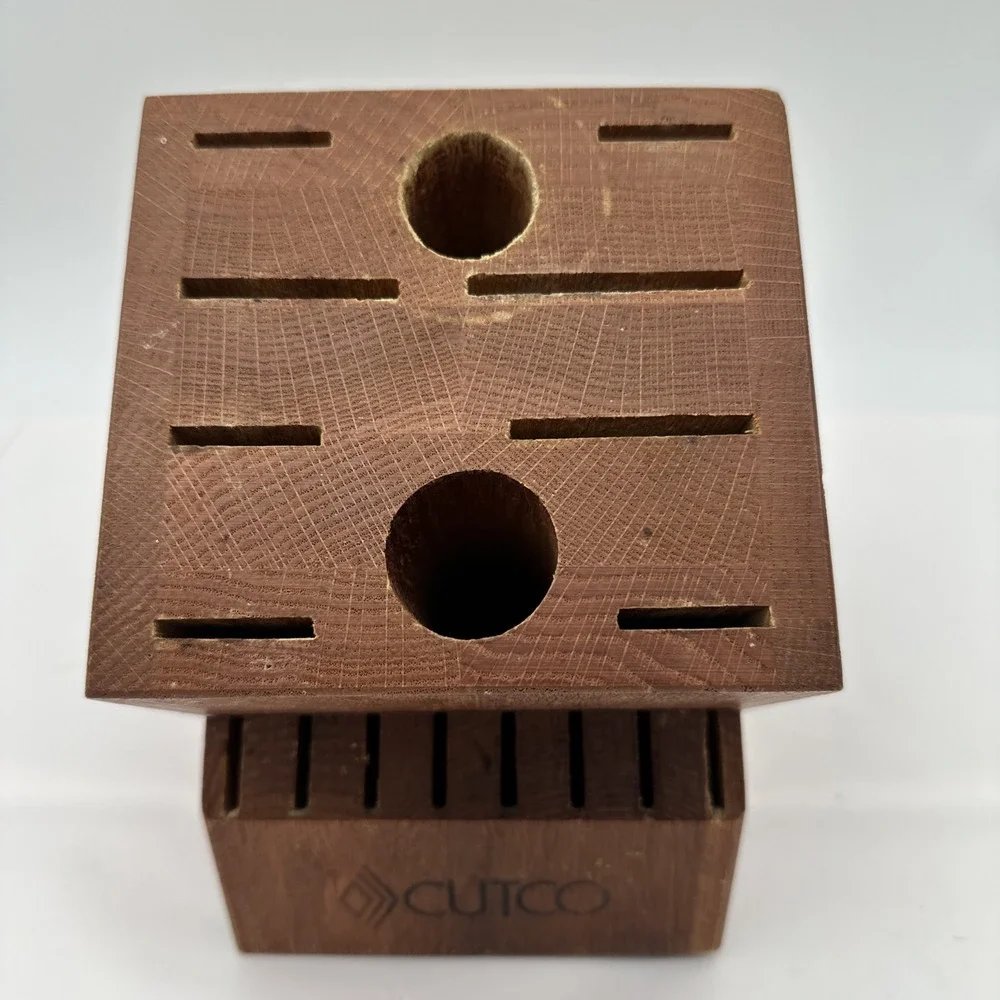 Cutco 18 Slot Solid Oak Knife Block Only 8 Slots Steak Knife USA EUC